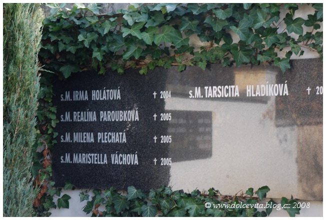 nahrobni deska1