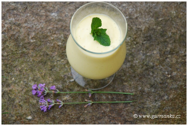 DSC_0270 mango lassi