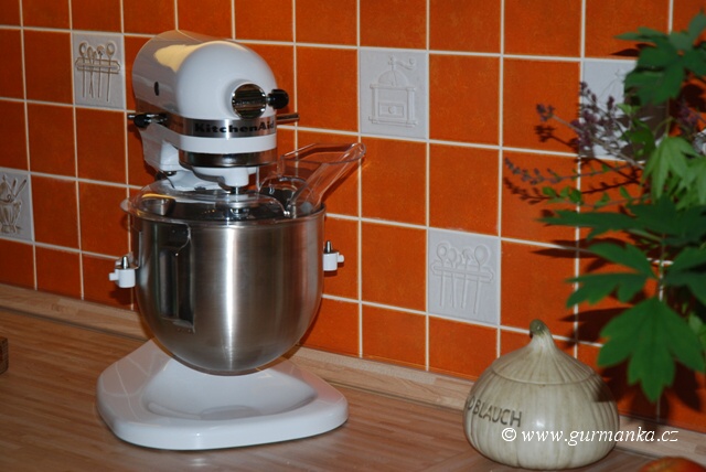 "domácí robot kitchen aid"